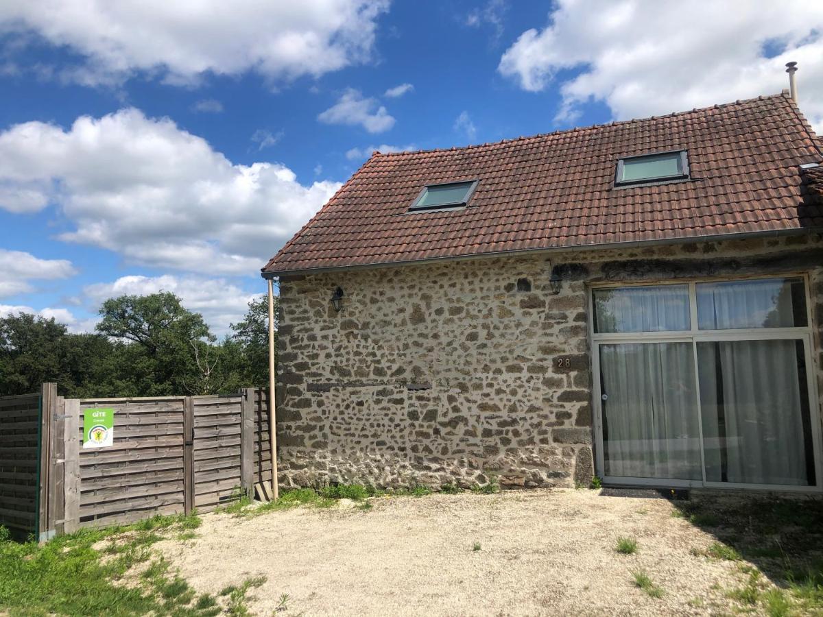 Gite De Charme Les Trois Chenes Augeres Exterior foto